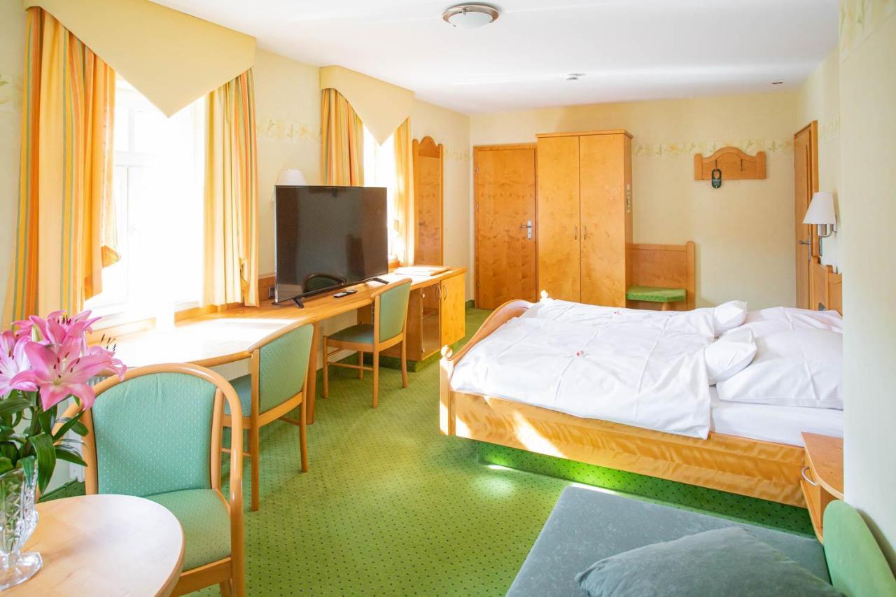 Hotel-Pension 埃施韦格 外观 照片
